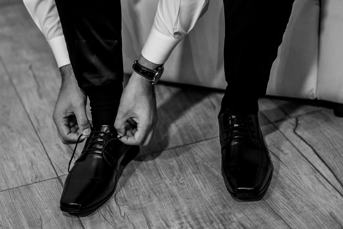 Casamento, casamento em são paulo, casamento em cotia, casamento em osasco, Making off da noivo, acessorios, Vestido de Noiva.  Dia de noivo. Grande dia.  making off do noivo, terno do noivo, sapato do noivo, Espaço mosaico