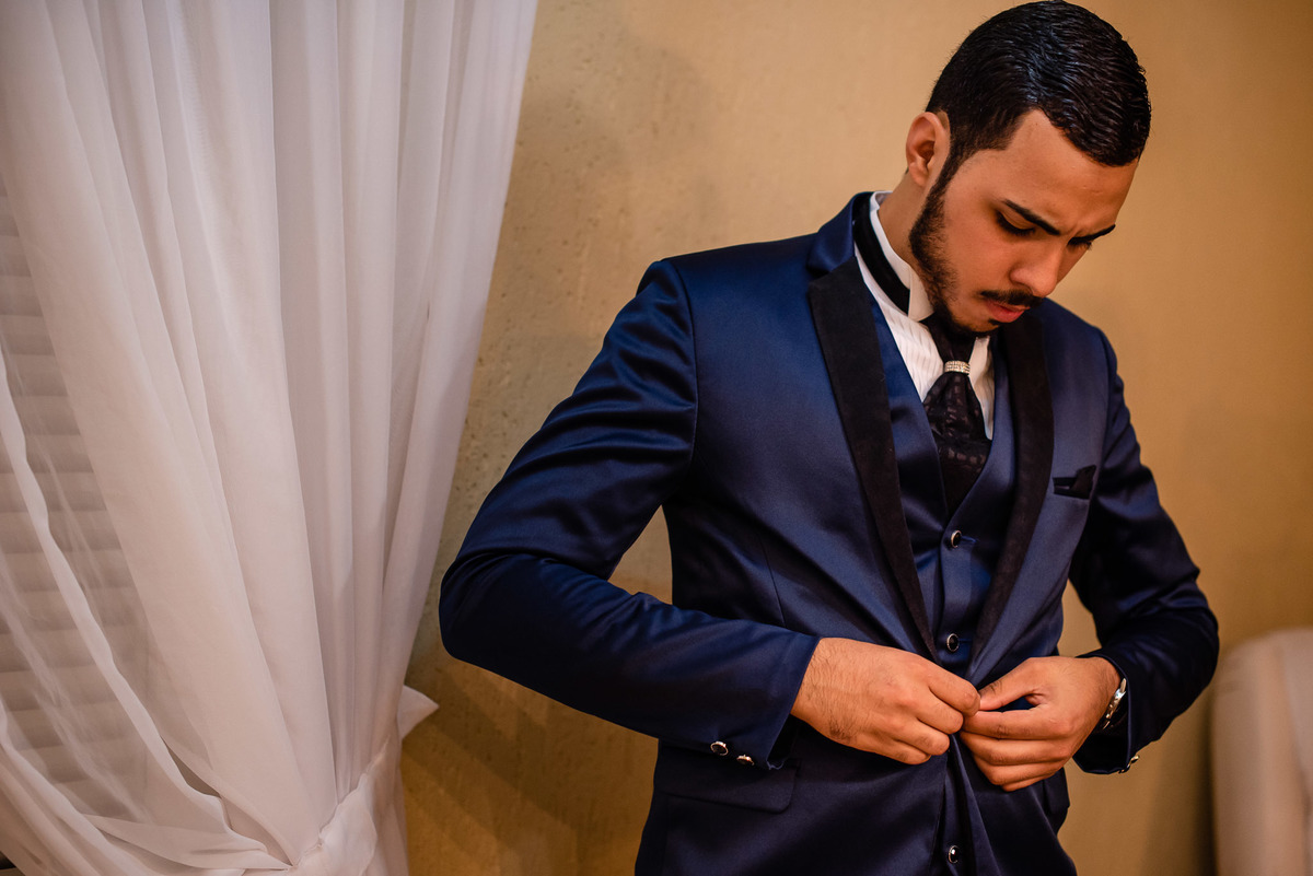 Casamento, casamento em são paulo, casamento em cotia, casamento em osasco, Making off da noivo, acessorios, Vestido de Noiva.  Dia de noivo. Grande dia.  making off do noivo, terno do noivo, Espaço mosaico