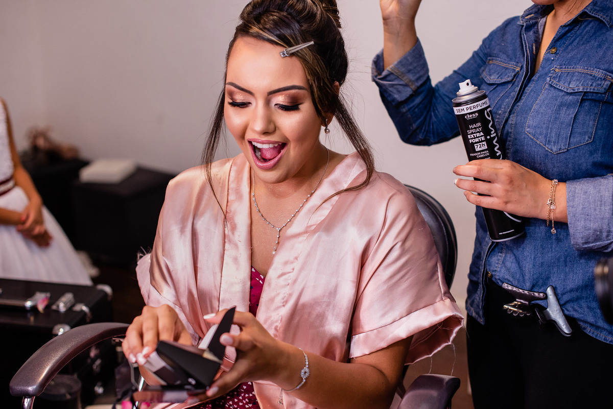 Casamento, casamento em são paulo, casamento em cotia, casamento em osasco, Making off da noiva, coroa da noiva, acessorios, Vestido de Noiva. Buque de noiva. Dia de noiva. Grande dia. maquiagem de noiva. vestido da noiva, Espaço mosaico