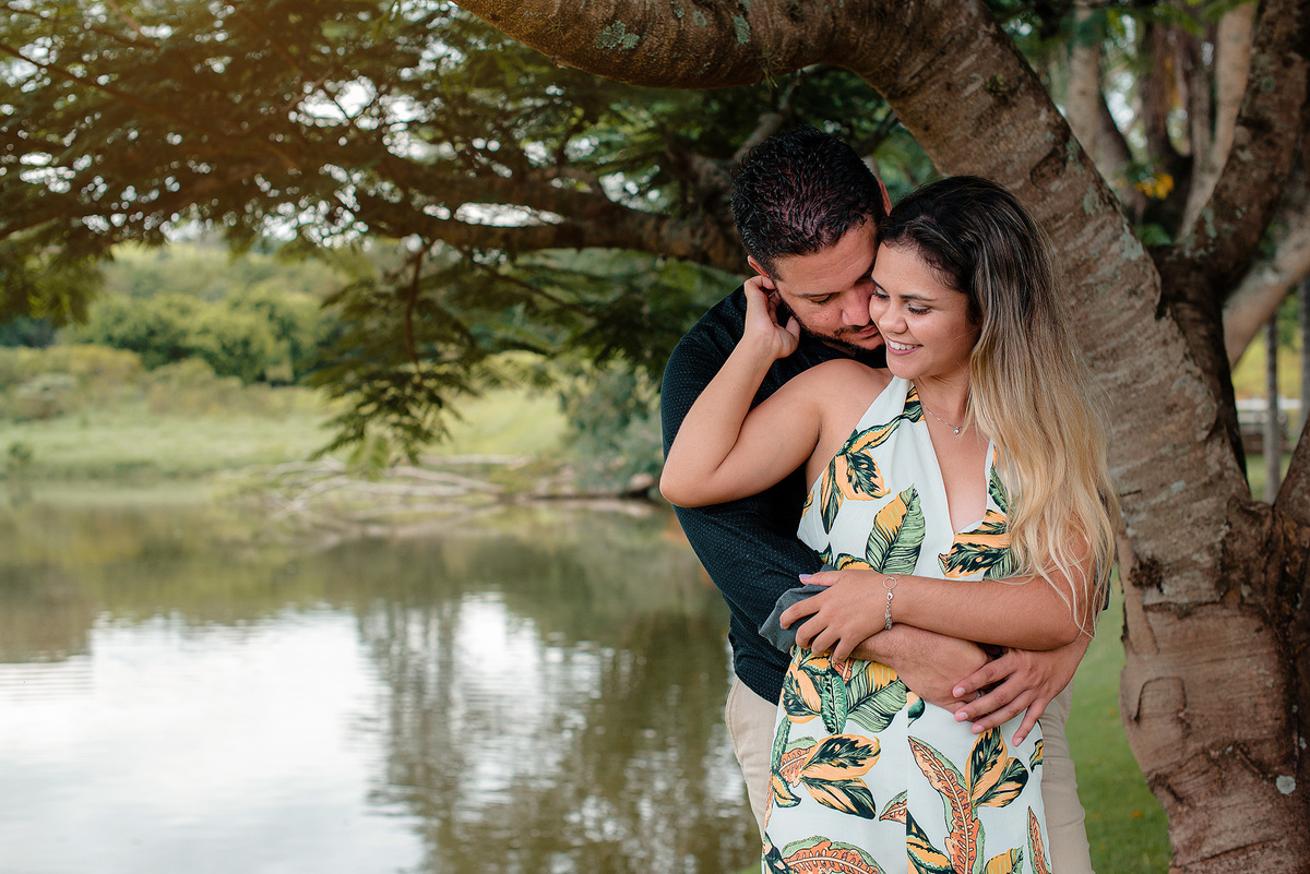 Ensaio pre casamento, pre wedding, emporio tapera grande, prewedding na fazenda, pre wedding com dog, pre wedding com cachorro, ensaio com caozinho, yorkshare, mini yorkshare. amor por cao, noivos itatiba, ideias para pre wedding. dicas para pre wedding.