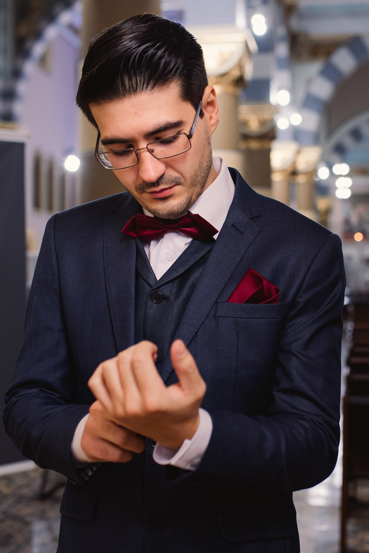 Cerimonia de casamento, igreja Paróquia Nossa Senhora da Conceição, terno do noivo.