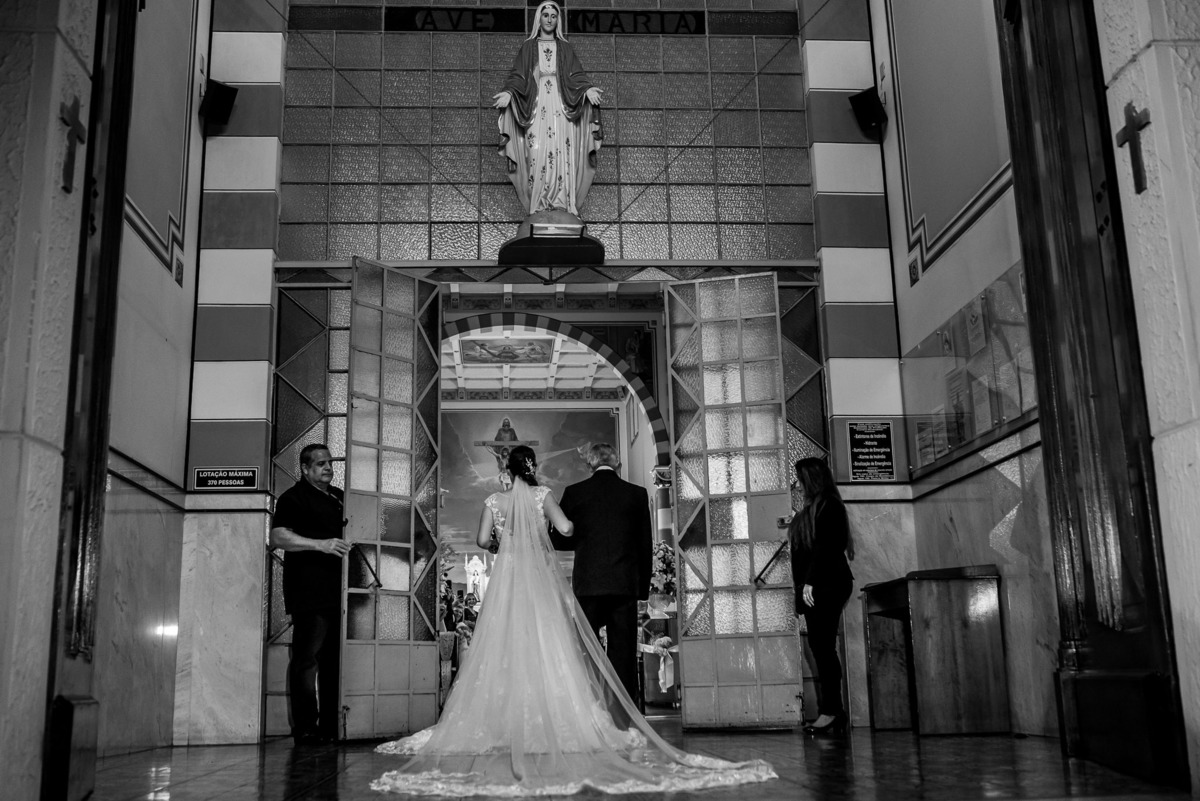 Cerimonia de casamento, igreja Paróquia Nossa Senhora da Conceição, Vestido da noiva, fotos de casamento, fotografo de casamento.