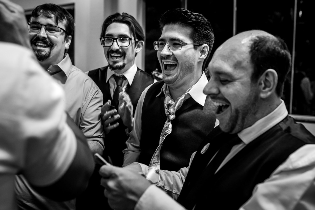 Casamento, casamento em são paulo, casamento em Jundiai, Vestido de noiva. terno do noivo. casamento na salão. fotos de casamento. Espaço real sedan ,sapatinho da noiva, gravada do noivo, gravata, sapatinho da noiva, sapatinho, festa de casamento animada