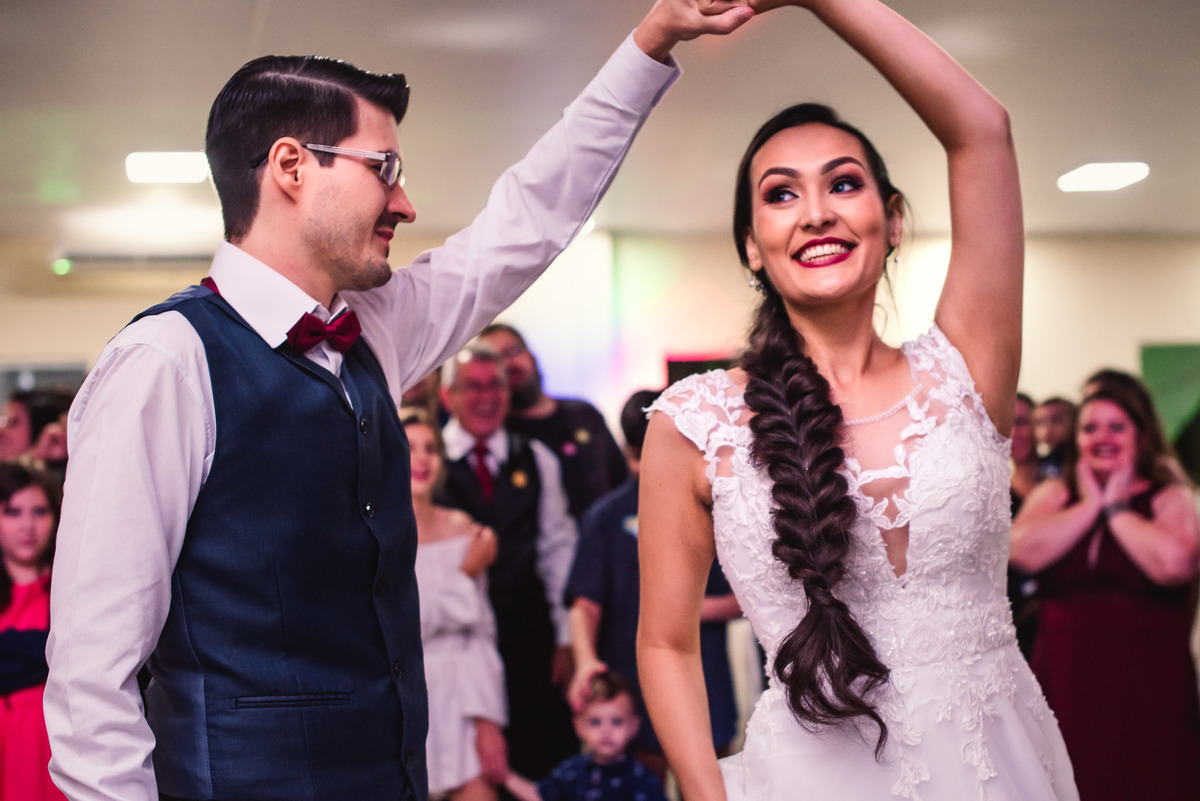Casamento, casamento em são paulo, casamento em Jundiai,  Cerimonia de casamento, Vestido de noiva. terno do noivo. casamento na salão. fotos de casamento. Espaço Real Sedan, balada, balada casamento,balada noivos,dança noivos, valsa noivos