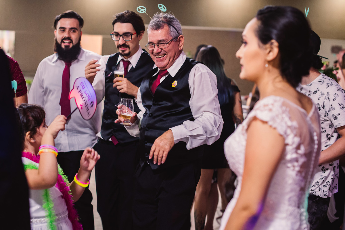 Casamento, casamento em são paulo, casamento em Jundiai,  Cerimonia de casamento, Vestido de noiva. terno do noivo. casamento na salão. fotos de casamento. Espaço Real Sedan, balada, balada casamento,balada noivos,dança noivos, valsa noivos