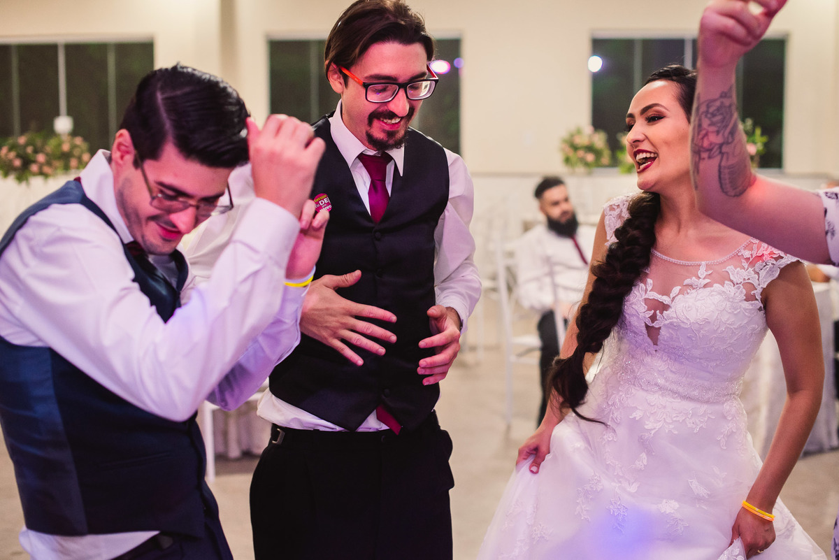 Casamento, casamento em são paulo, casamento em Jundiai,  Cerimonia de casamento, Vestido de noiva. terno do noivo. casamento na salão. fotos de casamento. Espaço Real Sedan, balada, balada casamento,balada noivos,dança noivos, valsa noivos