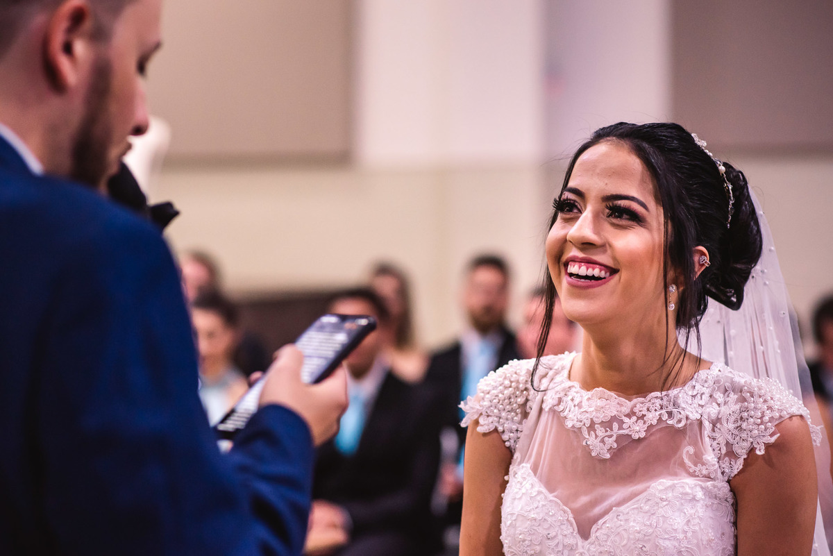 Cerimonia de casamento, igreja bola de neve, terno do noivo, fotos de casamento. decoração de casamento, vestido de noiva.