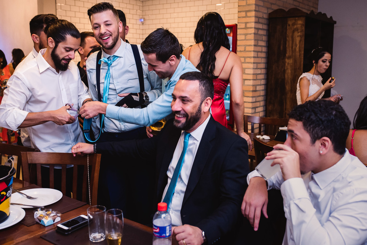 terno do noivo, fotos de casamento. decoração de casamento, vestido de noiva. churrascaria gauchao