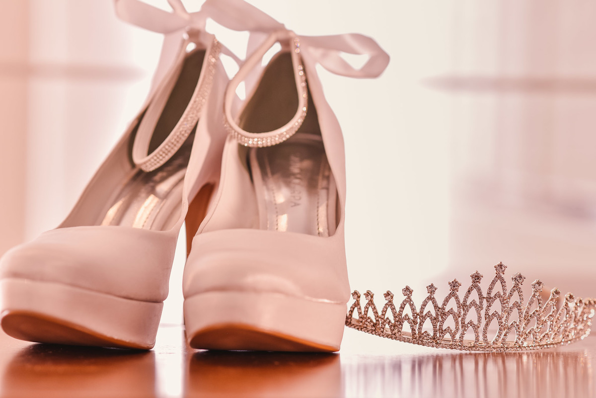 Casamento, casamento em são paulo, casamento em Jundiai, Making off da noiva, coroa da noiva, acessorios, Vestido de Noiva. Buque de noiva. Dia de noiva. Grande dia. maquiagem de noiva. Espaço Pink me up, noivas vinhedo, sapato da noiva, tiara da noiva