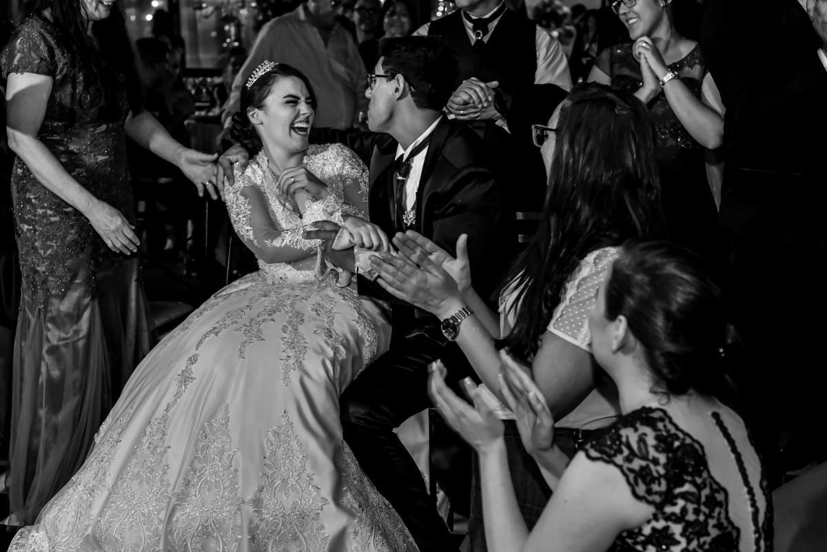 Cerimonia de casamento, Vestido da noiva, fotos de casamento, fotografo de casamento. lagoa santa rita, entrada  do noivo, casamento. noivos vinhedo, fotografias com emoção, entrada dos noivos, festa de casamento, casamento em Vinhedo, casamento Jundiaí