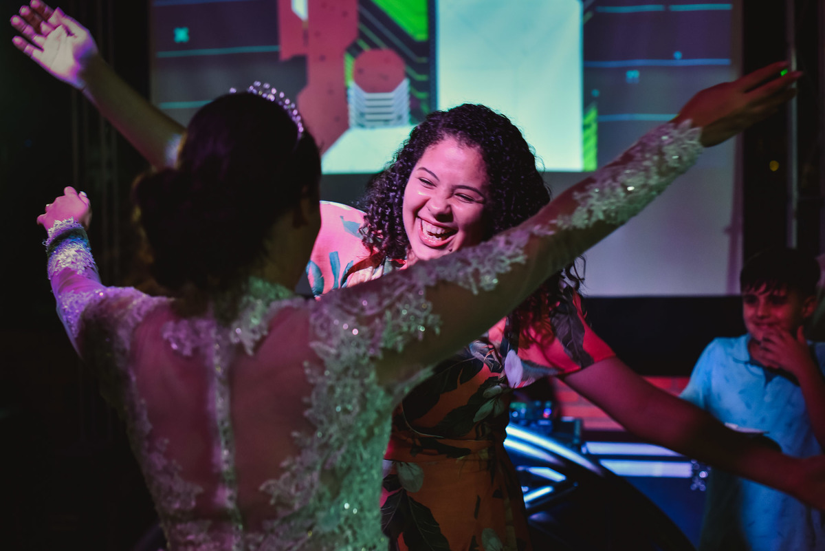 Cerimonia de casamento, Vestido da noiva, fotos de casamento, fotografo de casamento. lagoa santa rita, casamento. noivos vinhedo, fotografias com emoção, festa de casamento, casamento em Vinhedo, casamento Jundiaí, Buque, buque de fita