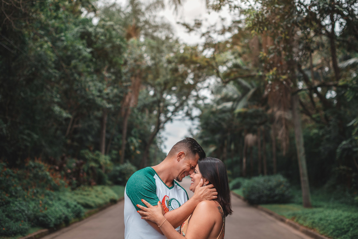 Ensaio Pre wedding no jardim botânico Jundiaí, ensaio noivos, pre weddingjardim botânico Jundiaí. Pre wedding no ar livre. pre wedding rustico. Ensaio pre wedding familia, ensaio fotográfico familia