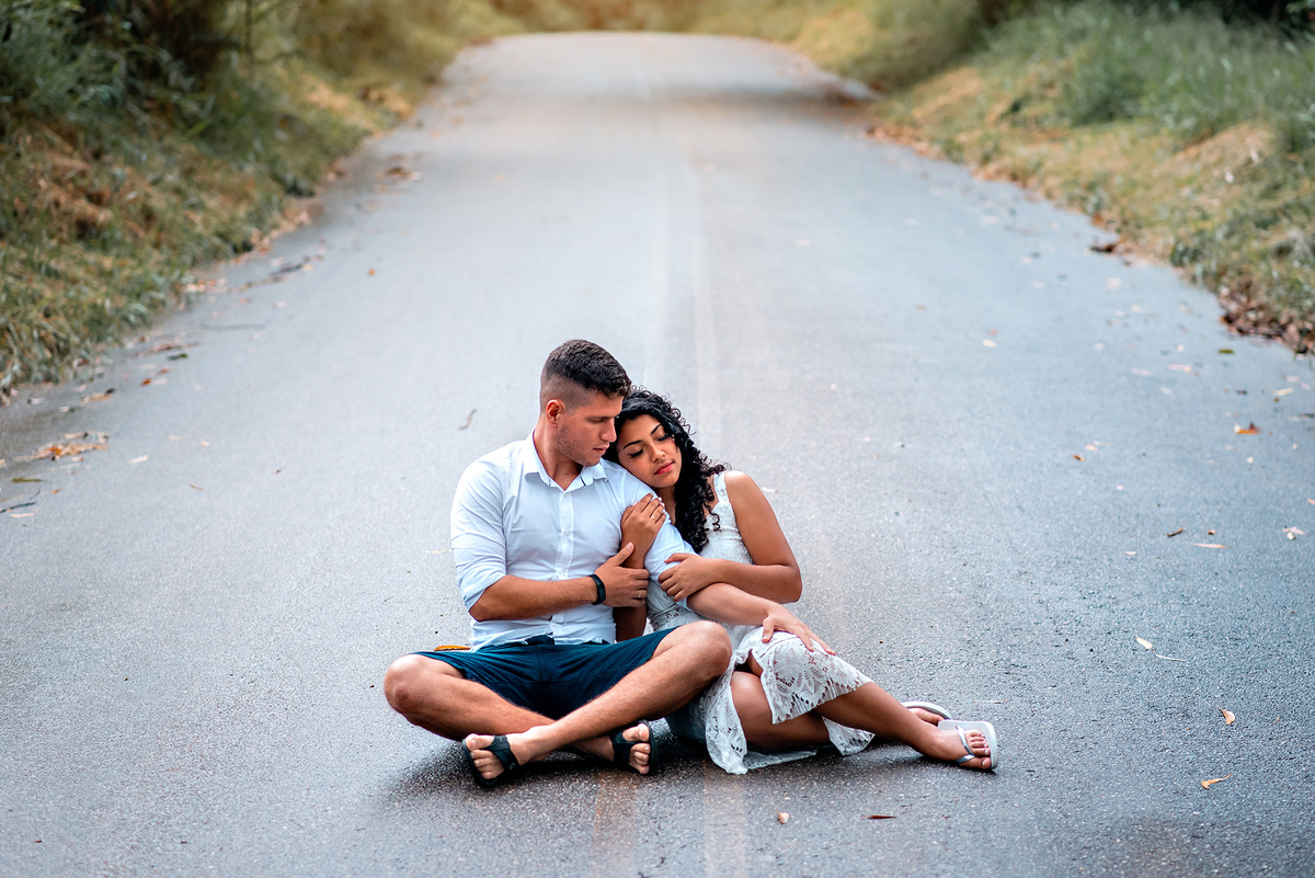 Ensaio Pre wedding na cachoeira, ensaio noivos, pre wedding cachoaira. Ensaio ao ar livre. Ensaio pre wedding, ensaio fotográfico, noivas Jundiaí, Noivas Itatiba, Fotografo jundiai, roupas ensaio pre wedding, lugares para fazer pre wedding