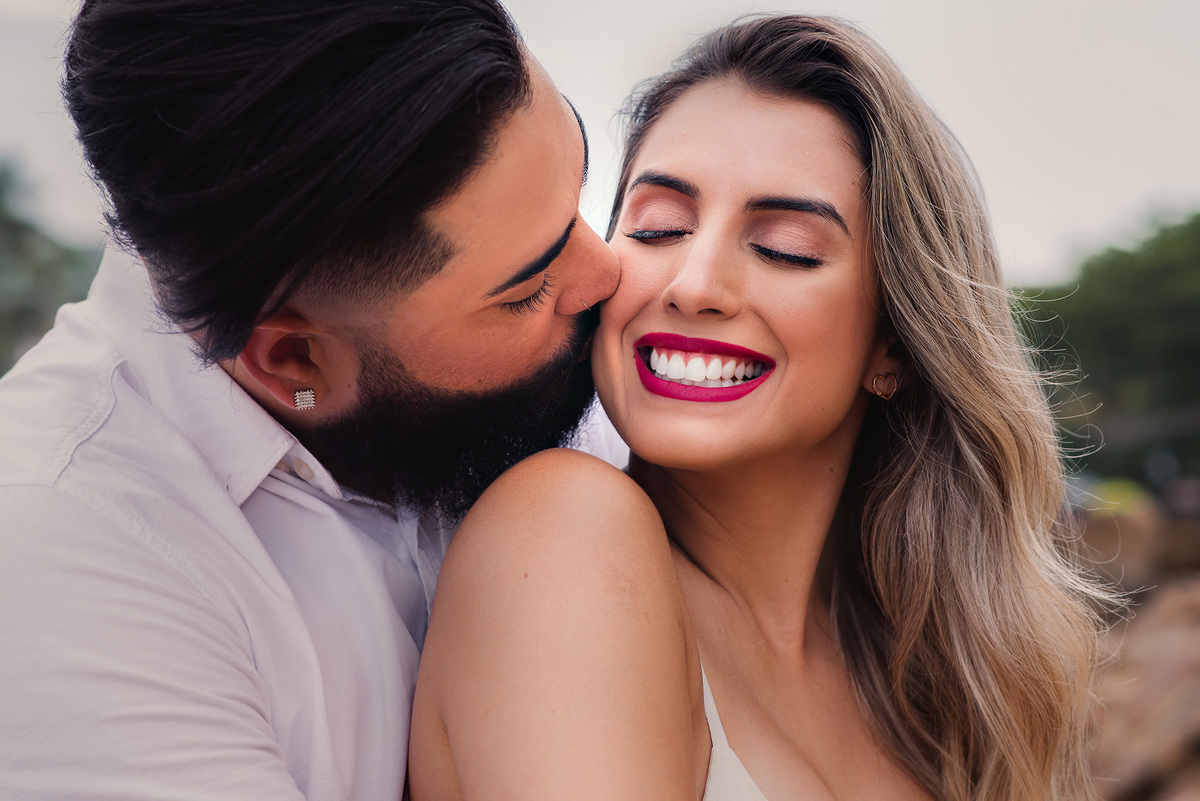Ensaio pre wedding praia das conchas guaruja. ensaio noivos na praia. ensaio casal. casar na praia. Vou casar. ensaio na praia. pre wedding na praia. amor por praia.