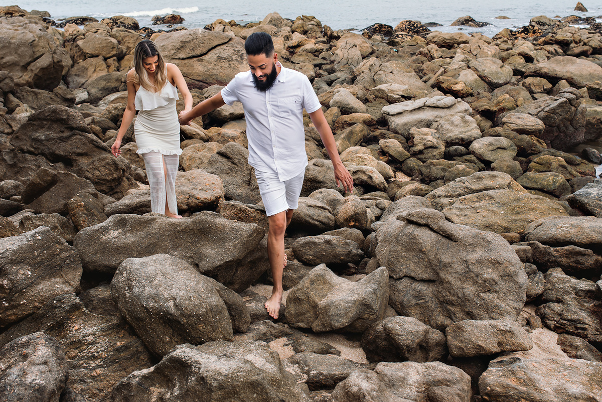 Ensaio pre wedding praia das conchas guaruja. ensaio noivos na praia. ensaio casal. casar na praia. Vou casar. ensaio na praia. pre wedding na praia. amor por praia.