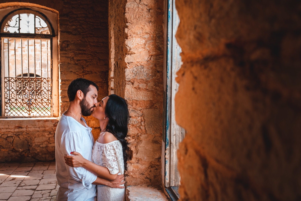 ensaio Pré-Wedding na Floresta Nacional de Ipanema. Fazenda Ipanema Sorocaba. fazenda Ipero, ensaio sorocaba. pre wedding sorocaba. dicas de ensaio. poses de ensaio casal. fotografia de casamento. fotografo de casamento.