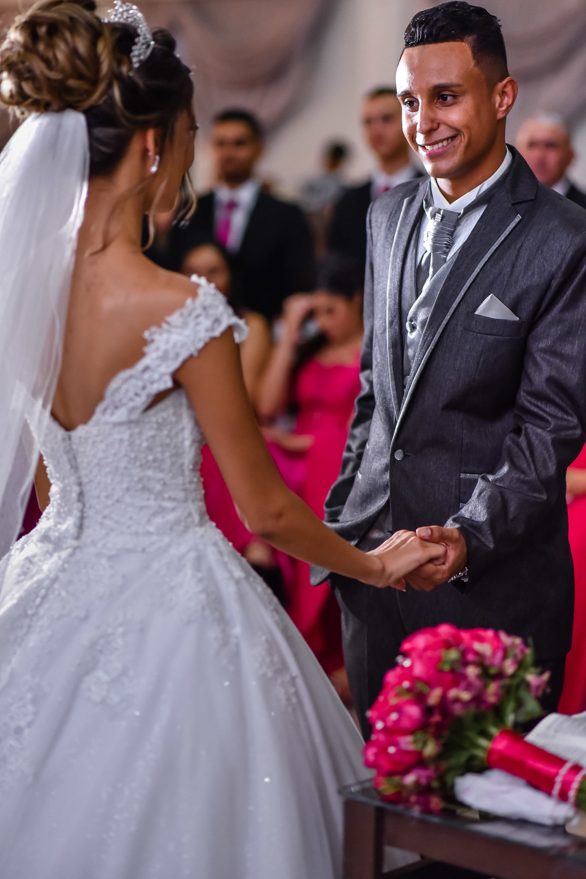 Casamento, casamento em Jundiai, Vestido de noiva. casamento no salão espaço rosamel, fotos de casamento. Espaço Espaço Rosamel, ensaio casal, fotos noivos. Cerimonia de casamento.