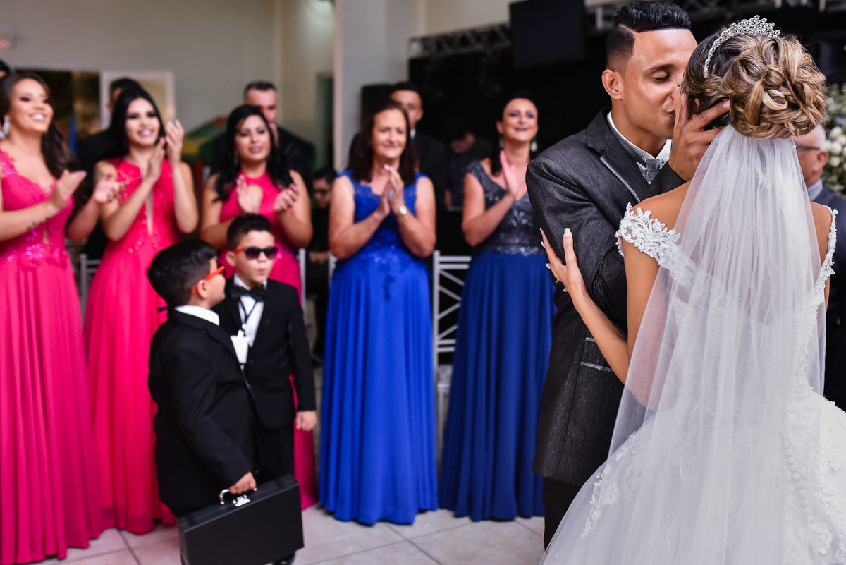 Casamento, casamento em Jundiai, Vestido de noiva. casamento no salão espaço rosamel, fotos de casamento. Espaço Espaço Rosamel, ensaio casal, fotos noivos. Cerimonia de casamento.