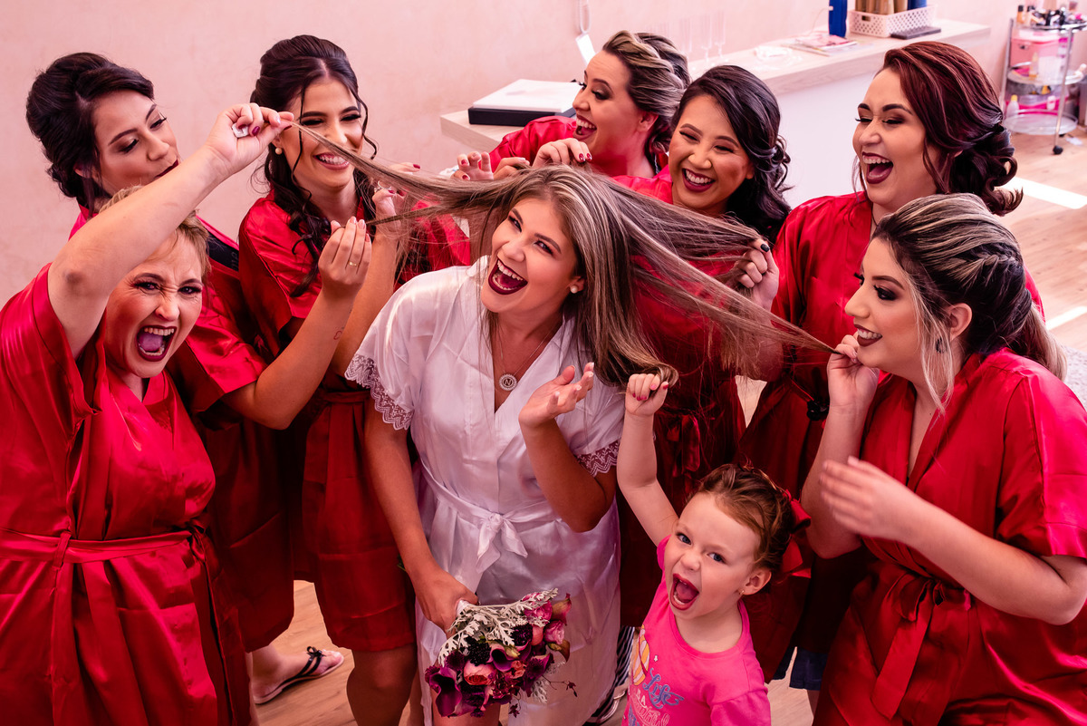 Making off da noiva, maquiagem de  noiva. Noiva. fotos de casamento. dia da noiva. making of perfeito. Pink Me UP.  vertido de noiva, maquiagem de noiva, madrinhas da noiva