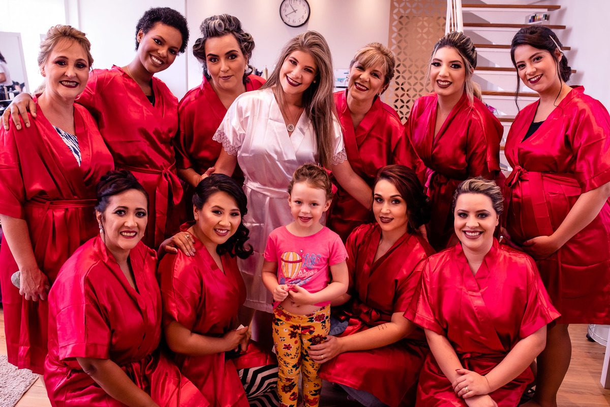 Making off da noiva, maquiagem de  noiva. Noiva. fotos de casamento. dia da noiva. making of perfeito. Pink Me UP.  vertido de noiva, maquiagem de noiva, madrinhas da noiva