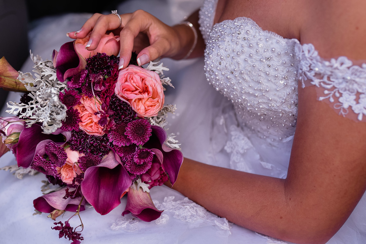 Making off da noiva, maquiagem de  noiva. Noiva. fotos de casamento. dia da noiva. making of perfeito. Pink Me UP.  vertido de noiva, maquiagem de noiva, buque da noiva, buque