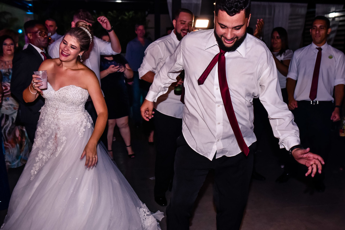 recepçao  Spazio di Cristalli. fotos de casamento  Spazio di Cristalli fotos expontaneas. fotografo contador de historia, contador de historia. fotografo de casamento.  . vestido de noiva. terno do noivo. fotos festa de casamentos. balada de casamento