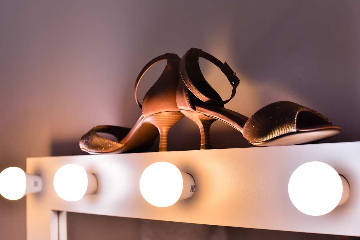 Making off da noiva, maquiagem de  noiva. Noiva. fotos de casamento. dia da noiva. making of perfeito. Atelie Martinelli .  sapato de noiva, maquiagem de noiva