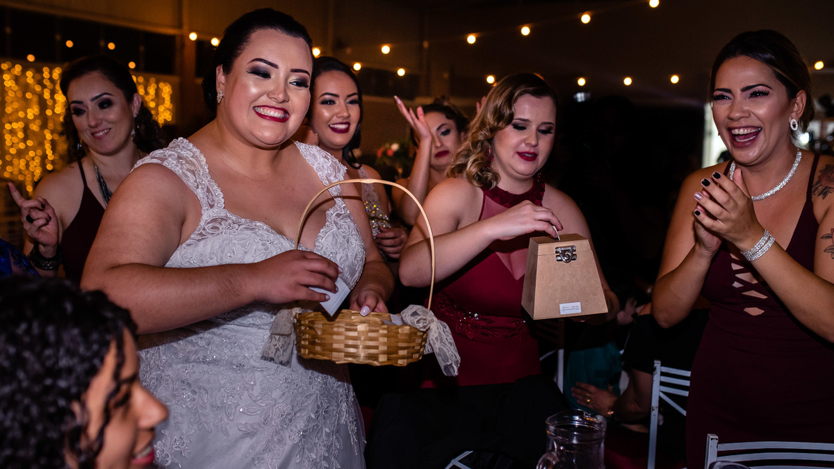 Cerimonia de casamento no salão, casamento na chacara, Recanto Mario e Maria, casamento jundiai.  casamento. fotos de casamento. casamento Arlene e Lucas, fotos festa de casamento, festas animadas em casamento, sapatinho da noiva