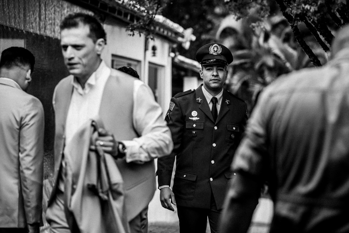 chacara paraiso. Cerimonia de casamento, chacara paraiso. Fotos de casamento. Wedding. casamento ao ar livre. casamento no campo. Terno do noivo. terno de noivo, casamento militar, bombeiro militar, casamento bombeiro,  guarda de honra,  casamento sp.