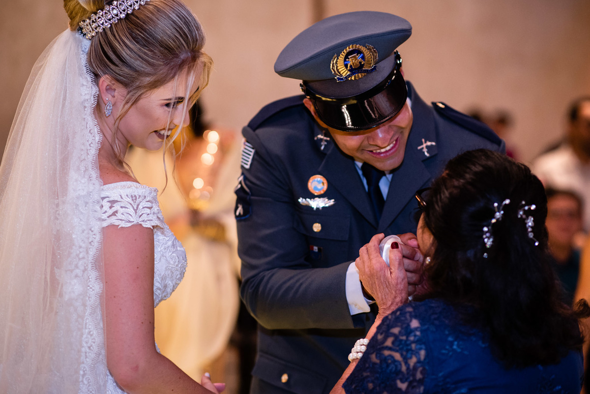 chacara paraiso. Cerimonia militar chacara paraiso. Fotos de casamento. Wedding. casamento ao ar livre. casamento no campo. Terno do noivo. vestido de noiva, casamento militar, bombeiro militar, casamento bombeiro,  guarda de honra,  casamento sp.