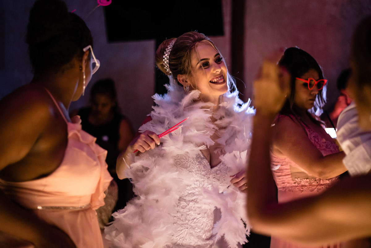 chacara paraiso. Cerimonia militar chacara paraiso. Fotos de casamento. Wedding. casamento ao ar livre. casamento no campo. Terno do noivo. vestido de noiva, casamento militar, bombeiro militar, casamento bombeiro,  guarda de honra,  casamento sp.