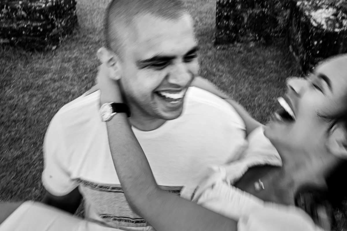 ensaio Pré-Wedding na Floresta Nacional de Ipanema. Fazenda Ipanema Sorocaba. fazenda Ipero, ensaio sorocaba. pre wedding sorocaba. dicas de ensaio. poses de ensaio casal. fotografia de casamento. fotografo de casamento.