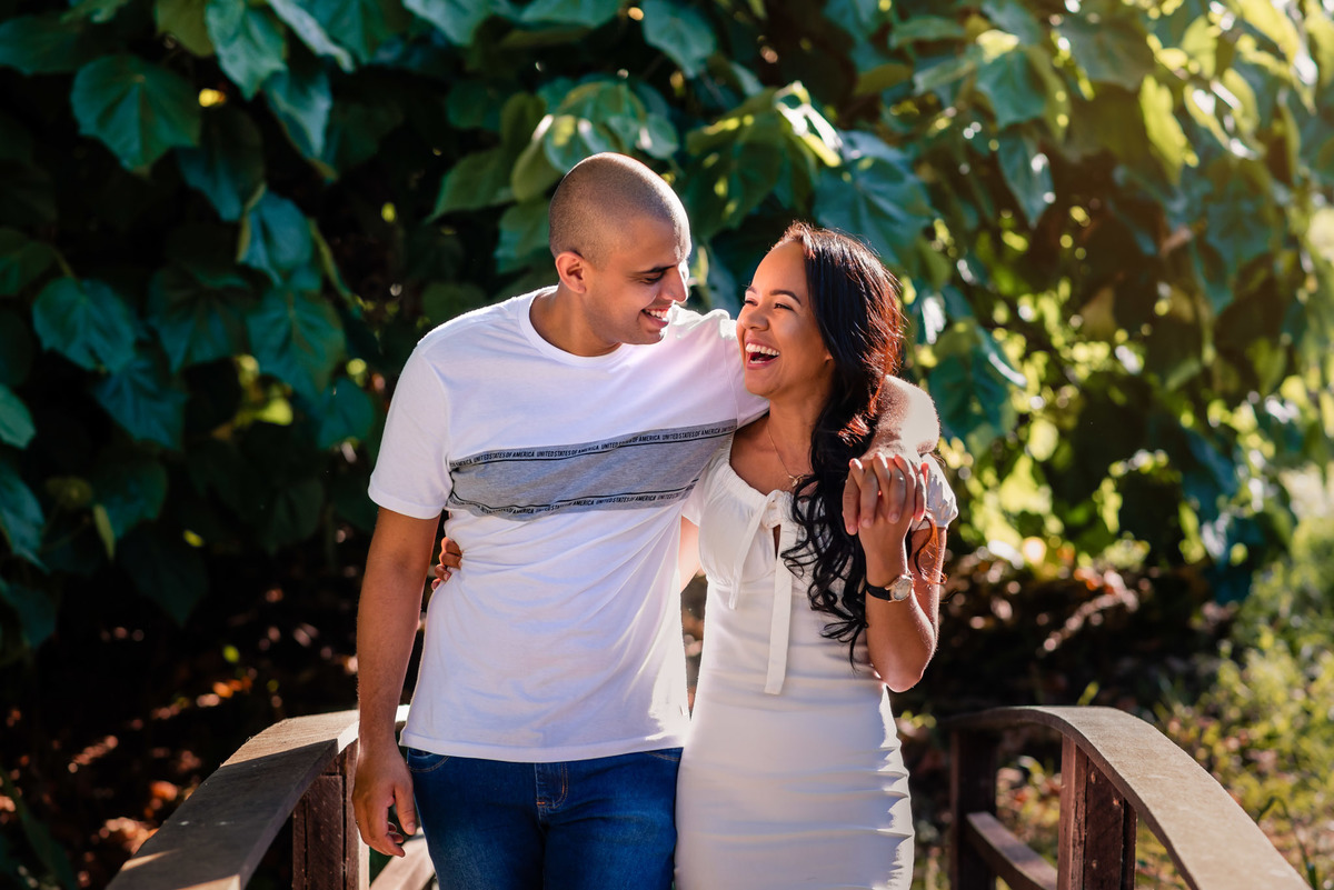 ensaio Pré-Wedding na Floresta Nacional de Ipanema. Fazenda Ipanema Sorocaba. fazenda Ipero, ensaio sorocaba. pre wedding sorocaba. dicas de ensaio. poses de ensaio casal. fotografia de casamento. fotografo de casamento.