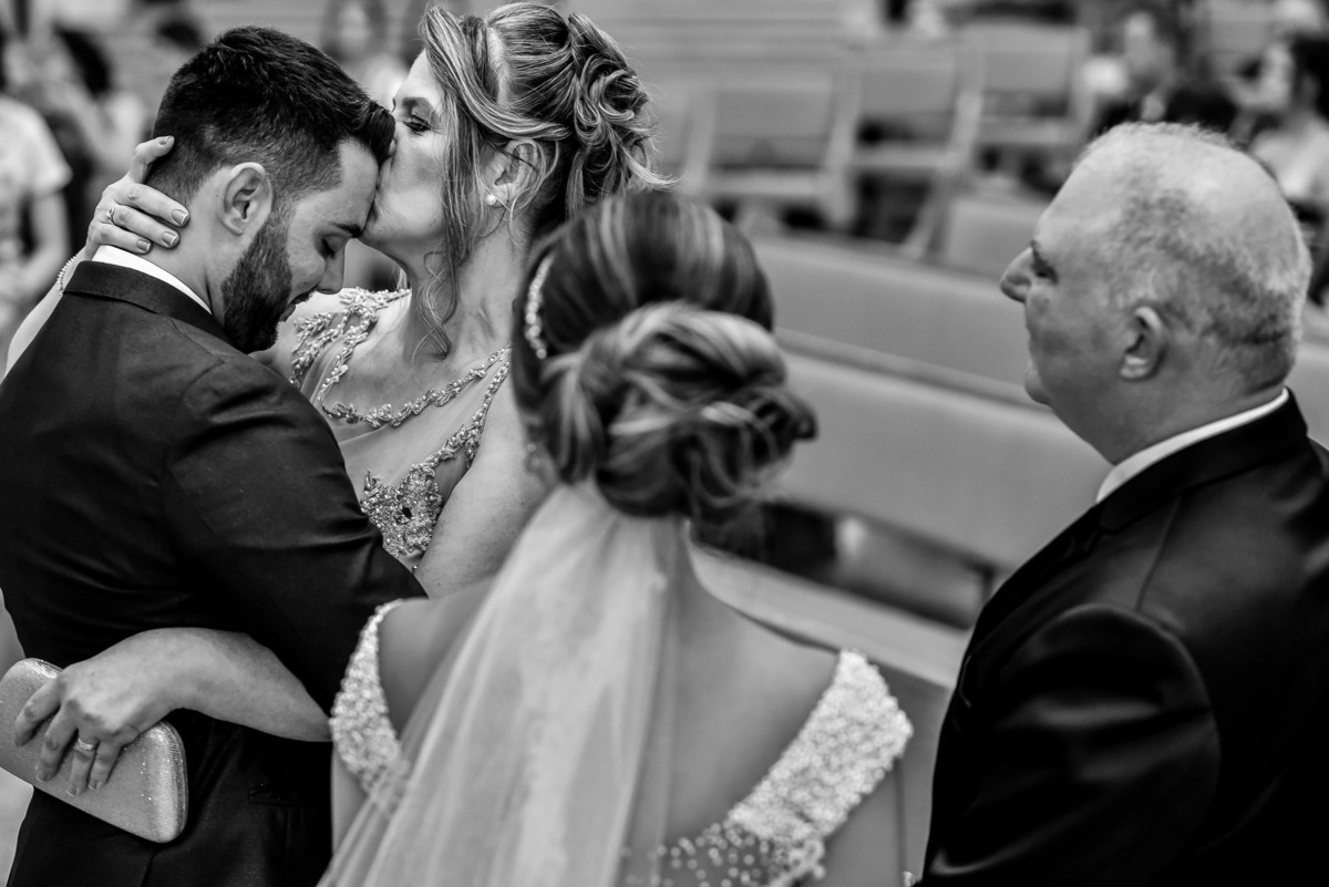 casamento, fotos casamento, Paróquia Cristo Redentor, noivos, vestido da noiva, comprimentos 