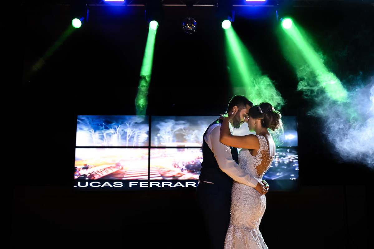 casamento, fotos casamento, Espaço Paraíso, casamento Jundiaí vestido da noiva, festa do casamento, pista de led no casamento, balada do casamento