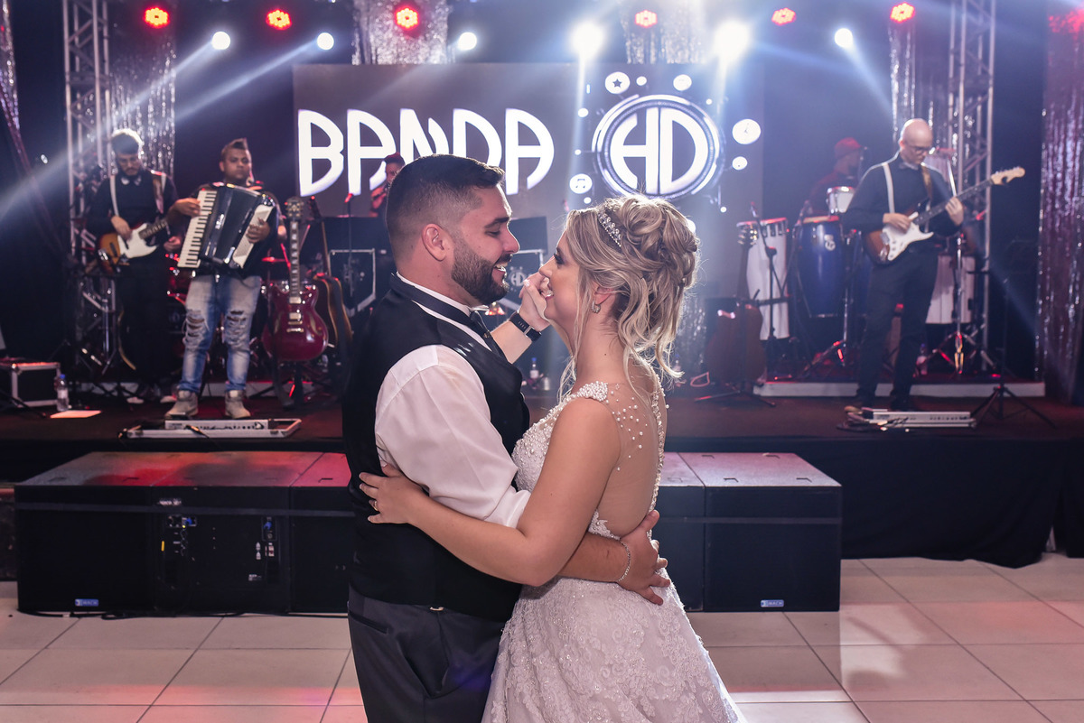 casamento, fotos casamento, Espaço Brunholi , casamento Jundiaí, vestido da noiva, festa de casamento, valsa dos noivos, banda HD