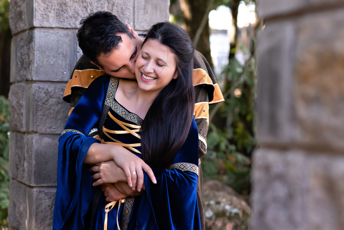 Ensaio pre-wedding , ensaio diferente, ensaio fotográfico casal, ensaio casal, fotos casal, ensaio fotográfico castelo, castelo dos vinhais, ensaio medieval, ensaio fotográfico medieval, ensaio pre-wedding castelo dos vinhais, pre wedding tematico