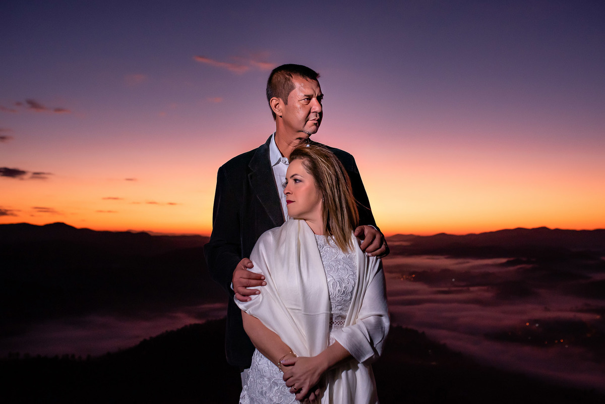 Ensaio Pico do olho d'agua, Ensaio Casal  Ensaio pre wedding . noivos fotos romantica.a . Mairiporã. Fotos nascer do sol, amanhecer. Renovação de votos, fotos renovação de votos, elopementwedding, casamento a dois