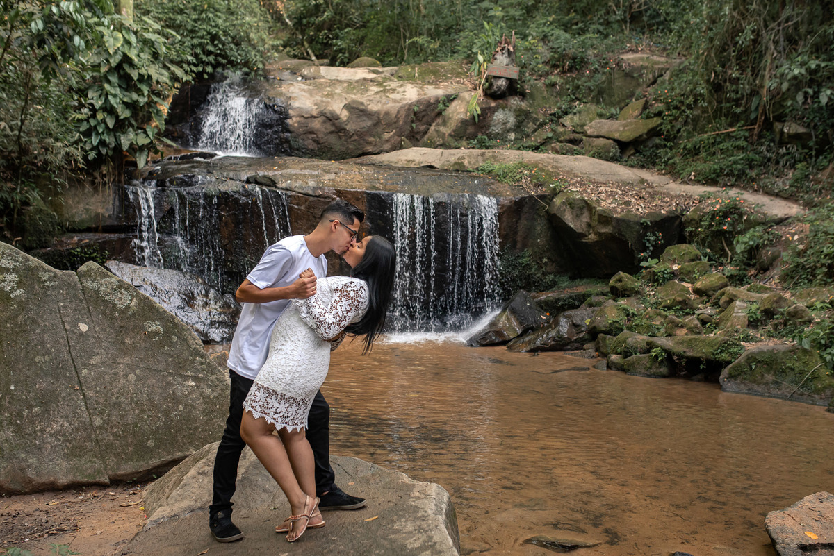 Ensaio Pre wedding , ensaio casal Mairiporã. Ensaio casal cachoeira, cachoeira Mairiporã.