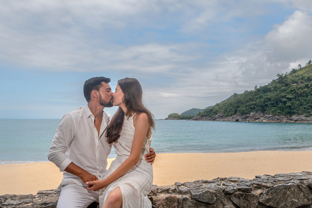 praias, ensaio na praia, pre wedding na praia, praia sao sebastião, sol mar e amor, ensaio fotografico na praia. dicas de pre wedding.