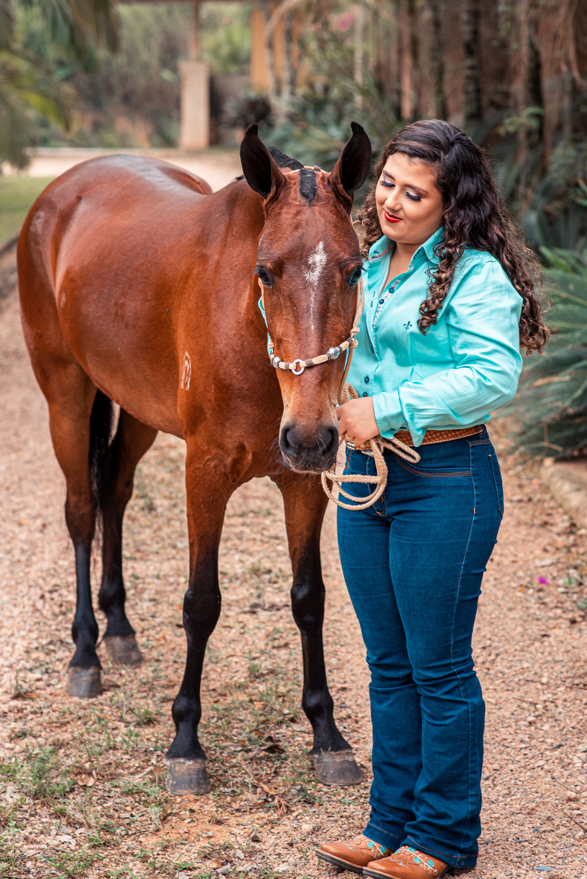 #debutante #ensaiodeburante #ensaio 15anos #15anos #ensaiofotografico #ensaioexterno #fotosdebutante #fotografiade15anos #ensaiocavalo #ensaiodiferente #fotografojundiai #fotografosp #alexethaisfotografia
