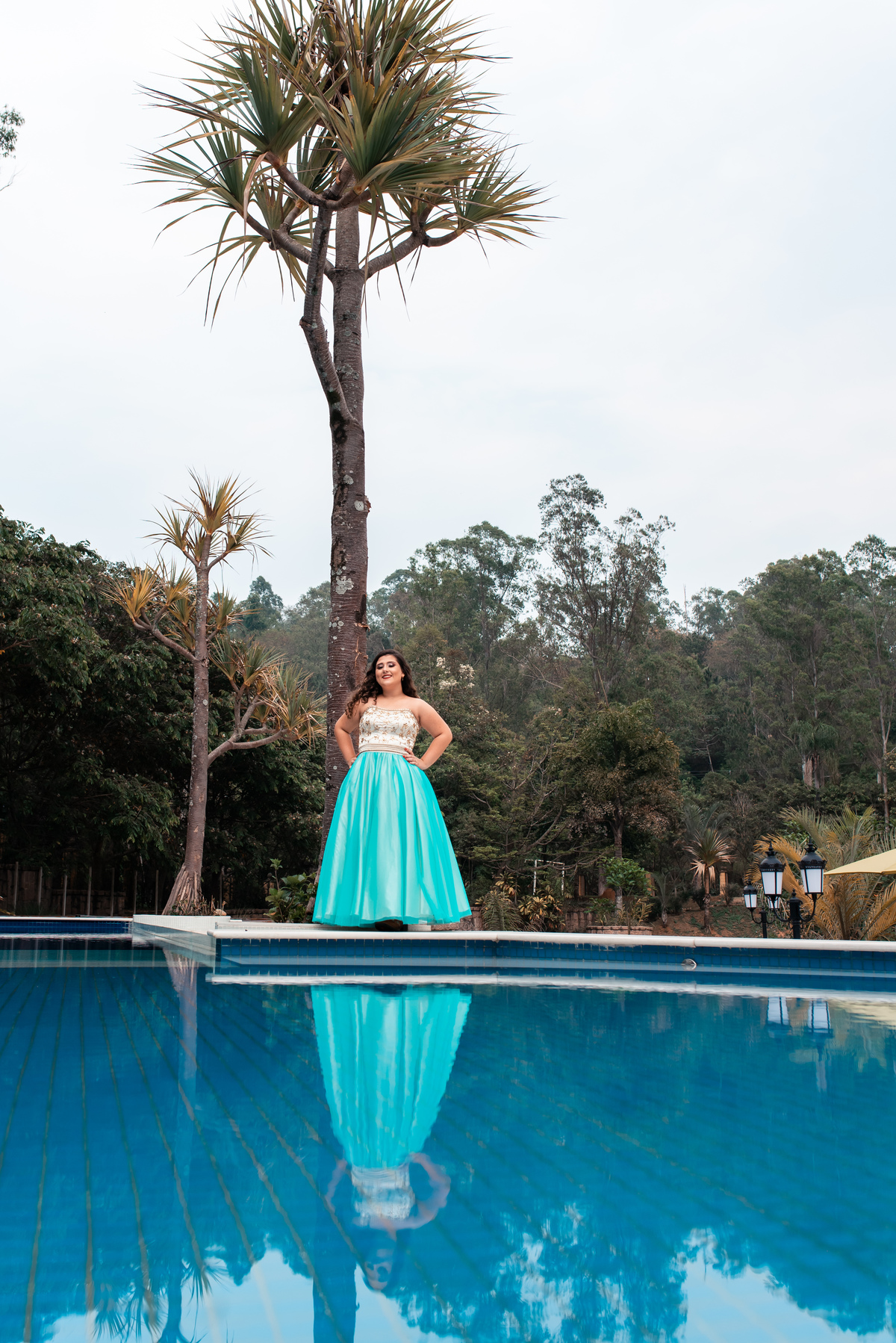 #debutante #ensaiodeburante #ensaio 15anos #15anos #ensaiofotografico #ensaioexterno #fotosdebutante #fotografiade15anos #ensaiocavalo #ensaiodiferente #fotografojundiai #fotografosp #alexethaisfotografia