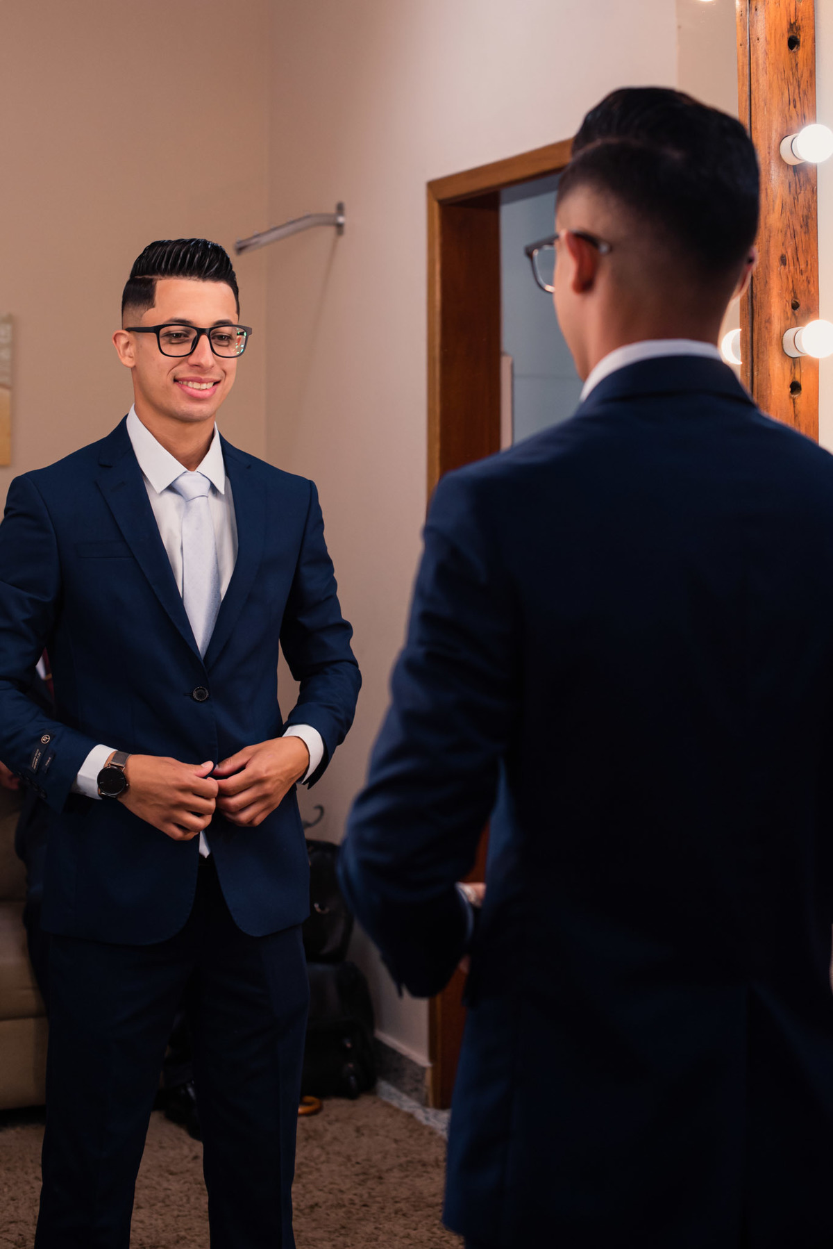 Making off do noivo. chacara paraiso. Cerimonia de casamento, chacara paraiso. Fotos de casamento. Wedding. terno do noivo . Atelie martinelli