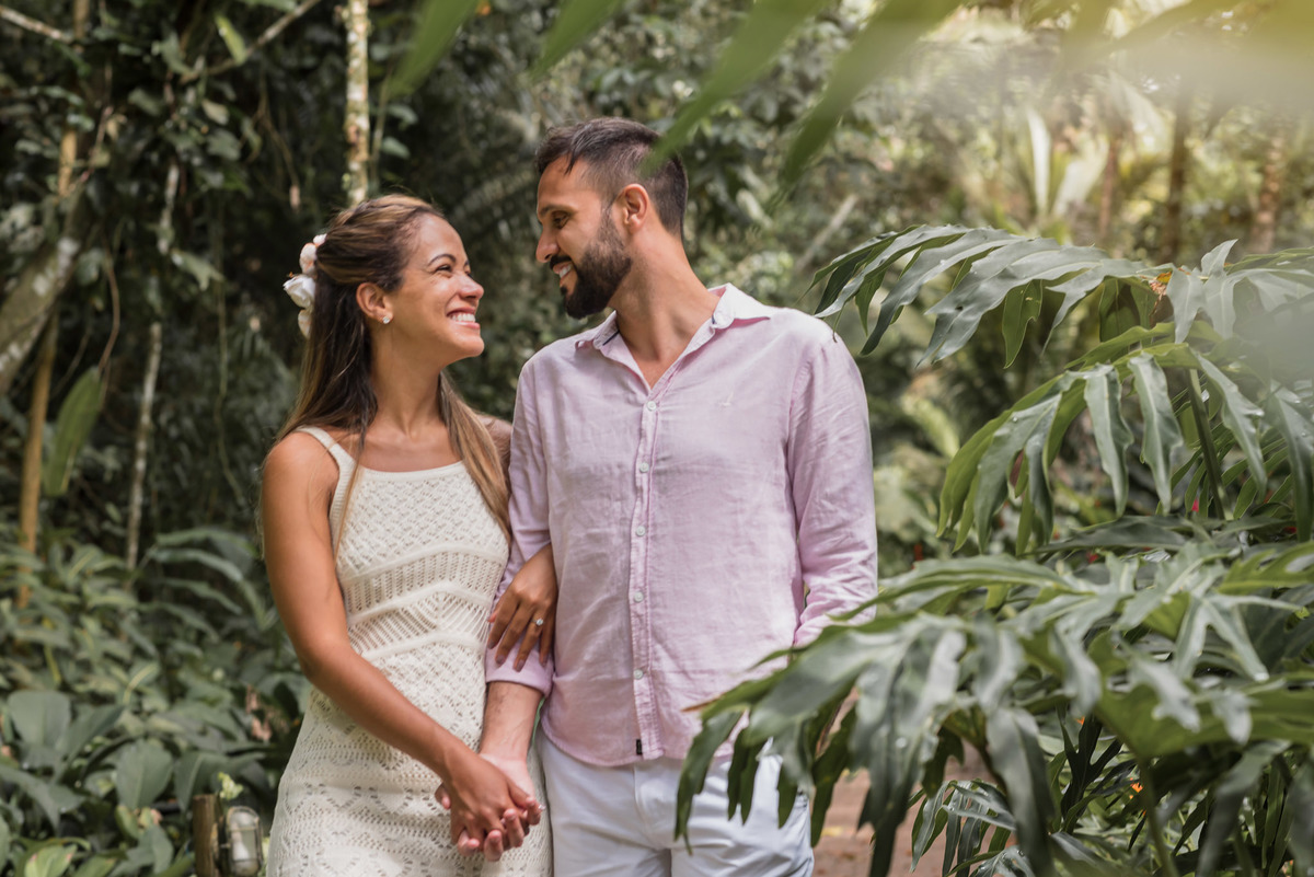 Ensaio pre wedding praia das conchas guaruja. ensaio noivos na praia. ensaio casal. casar na praia. Vou casar. ensaio na praia. pre wedding na praia. amor por praia. praia do edem