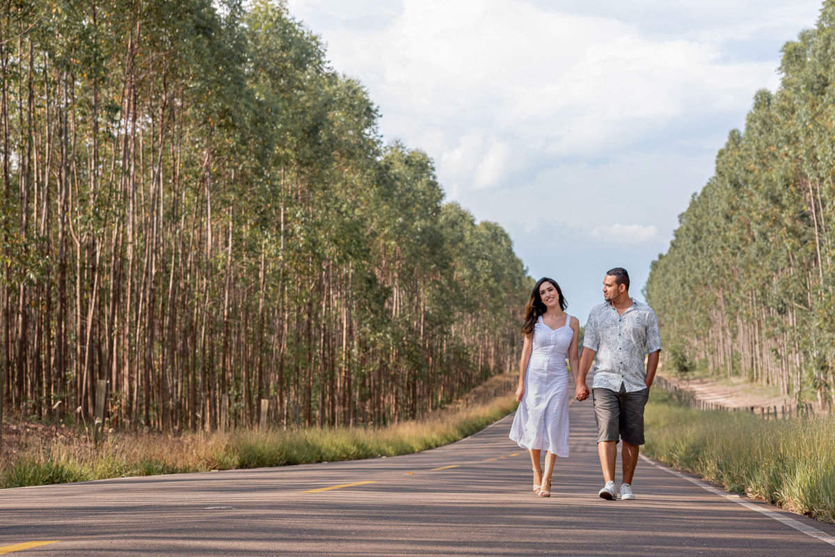 ensaio Pré-Wedding em itirapina. Ensaio itirapina. pre wedding . dicas de ensaio. poses de ensaio casal. fotografia de casamento. fotografo de casamento.