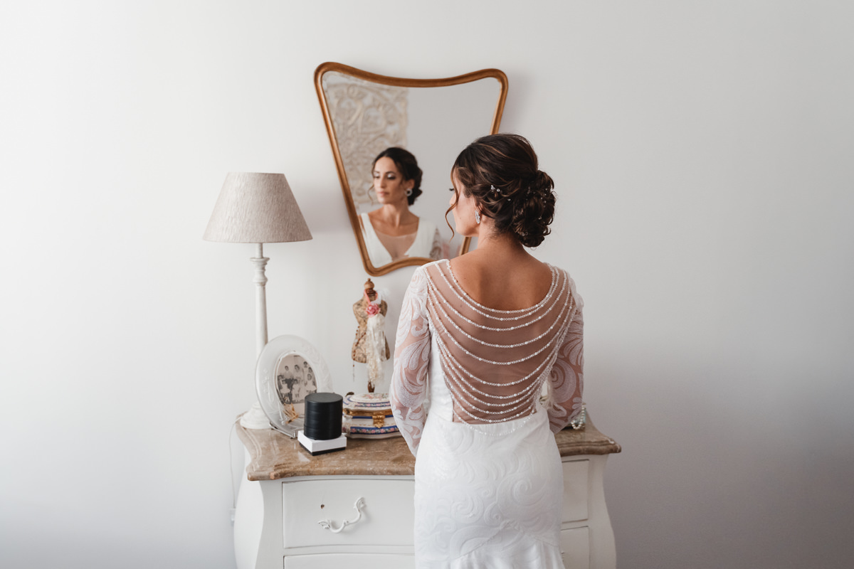 noiva ao espelho