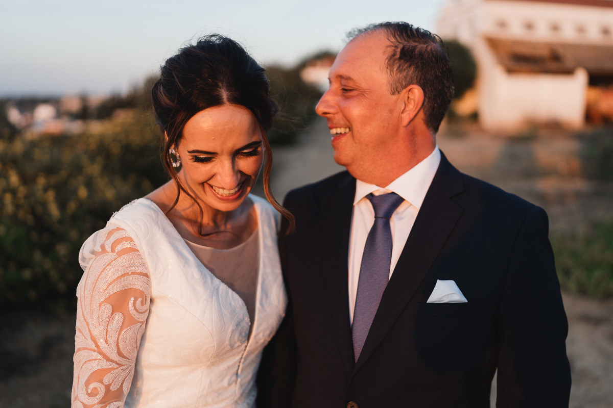 sessão dos noivos nas vinhas