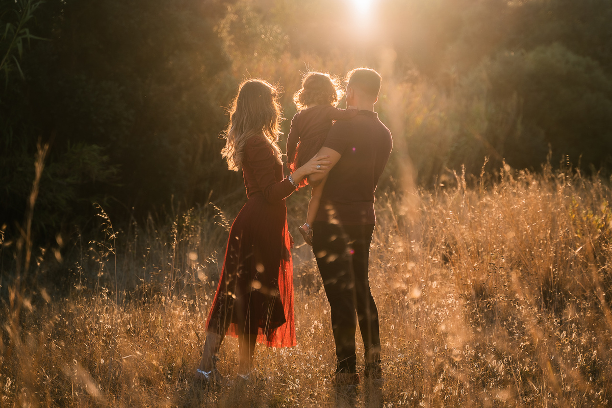 fotografia de família ao por do sol