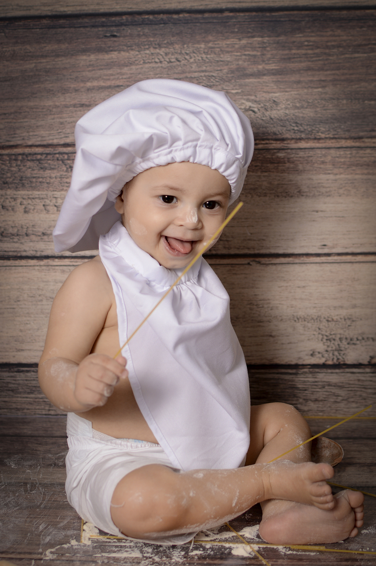 acompanhamento mensal bebê, fotografia de bebê, fotografia de família, fotógrafo de crianças, estúdio fotográfico infantil, newborn, mini chef, cozinheiro