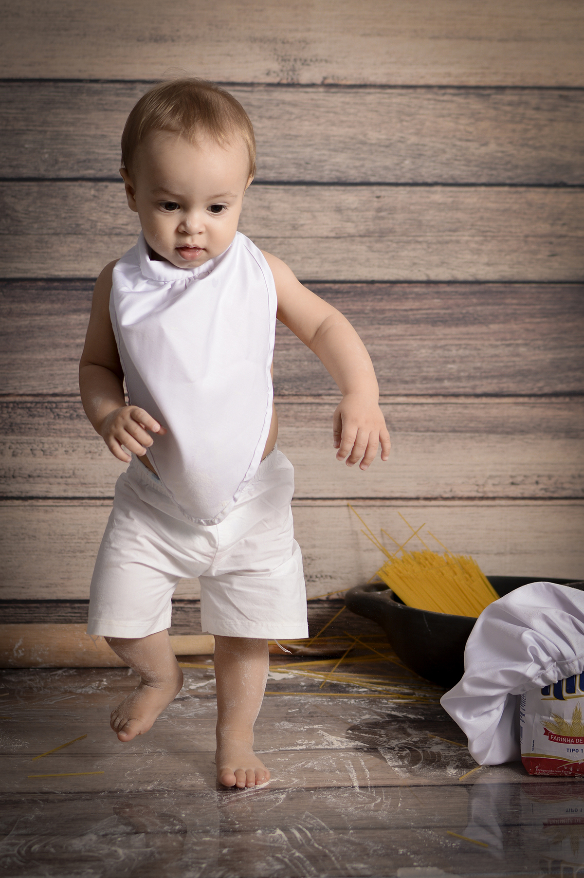 acompanhamento mensal bebê, fotografia de bebê, fotografia de família, fotógrafo de crianças, estúdio fotográfico infantil, newborn, mini chef, cozinheiro